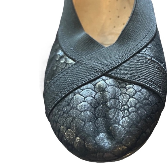 Naturalizer N5 Elastic Slip On Flats Fabric Ballet Flats Faux Snakeskin 6 - Picture 8 of 8